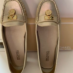 MK, leather, 8M, gently used